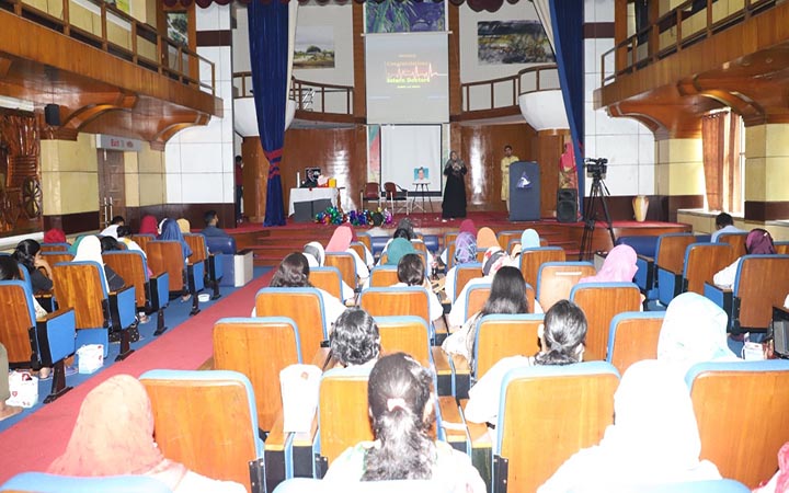 আদ্-দ্বীনে ইন্টার্ন চিকিৎসকদের অভিনন্দন অনুষ্ঠান